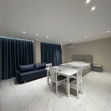 Modern Beachfront Apartman *