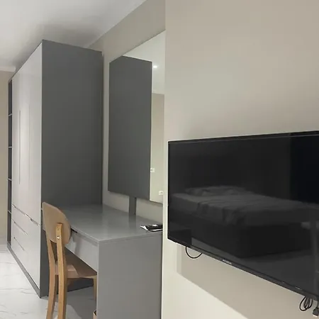 Modern Beachfront Apartman